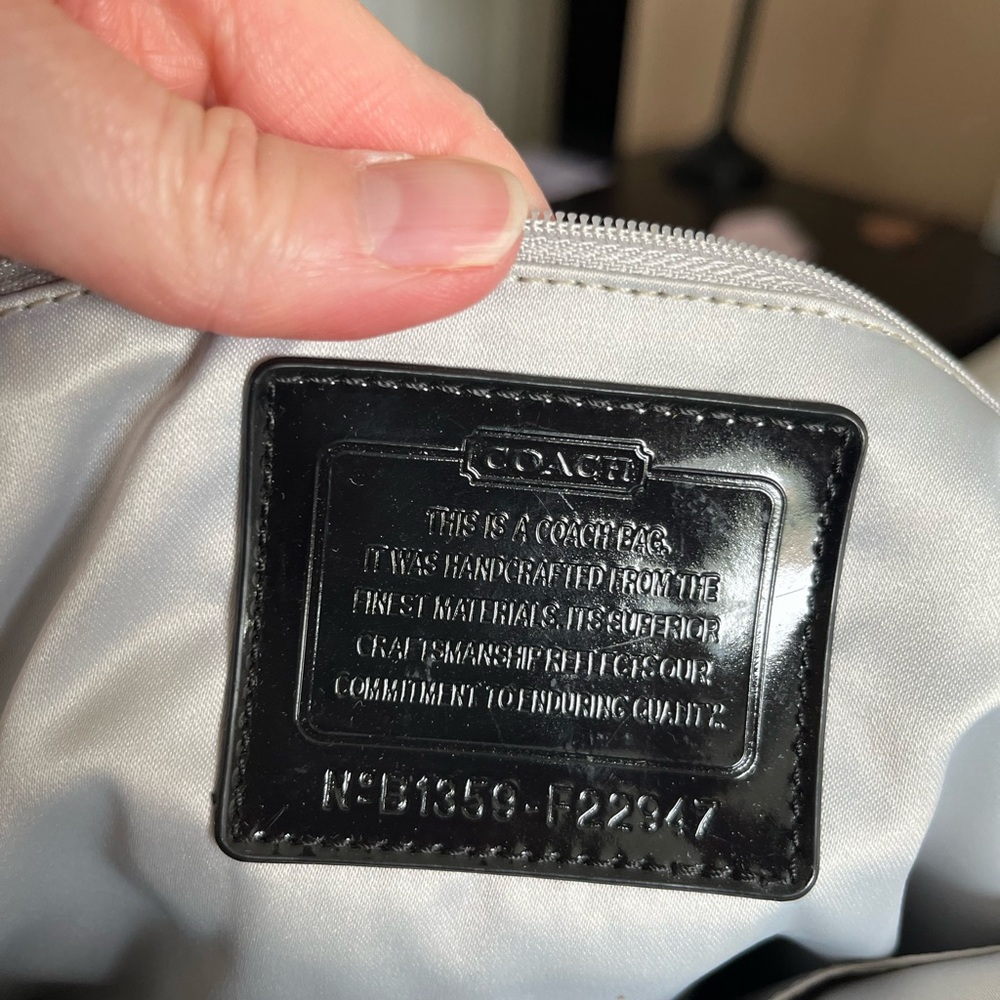 Coach Black Signature Poppy Hearts Glam Bag - Picture 9 of 14